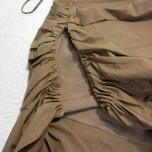 OlivaCeous Top Size M Ruched Sleeve & Draped Sash Detail One-Shoulder - Picture 7 of 13